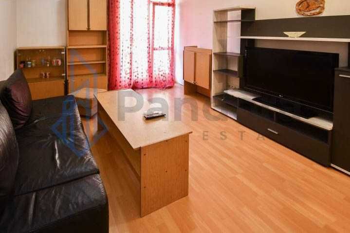 Дава се под наем Двустаен апартамент в София, Зона Б-18 - 75 кв.м за 450 € - Снимка #2