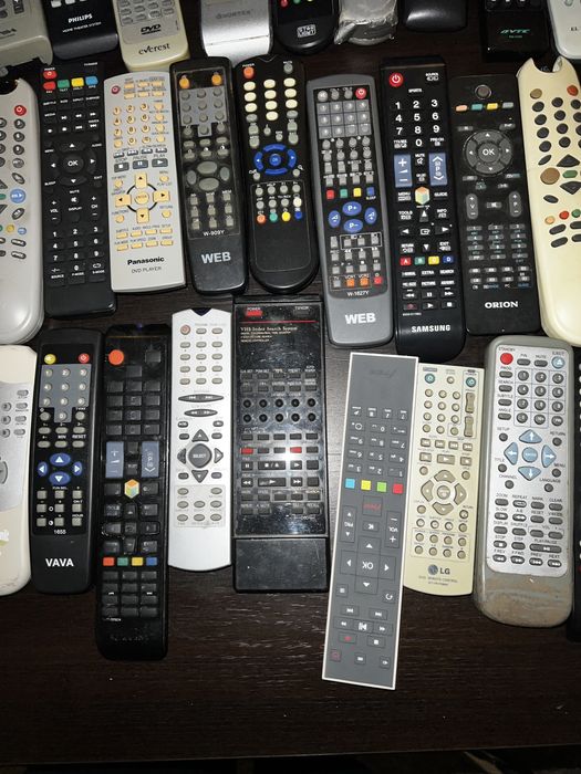 Telecomenzi diverse aparaturii