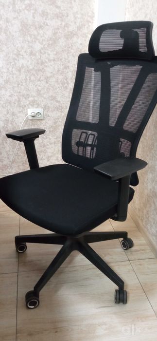 Kreslo (ofis/stullar)