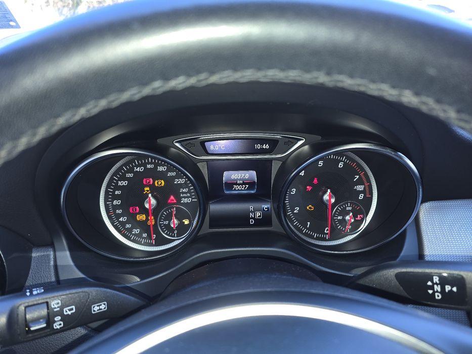 MERCEDES GLA 250 бензин