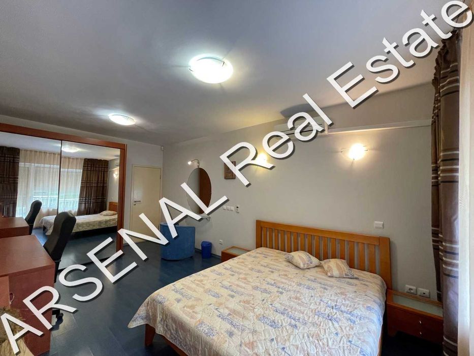 Къща под наем, Симеоново