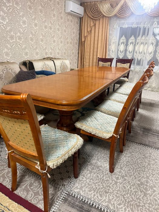 Стол продам большой