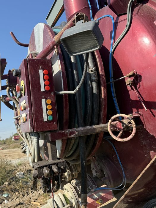 Vidanja scania de vanzare,vitanja,curatitor canale