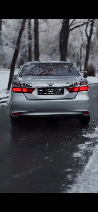 Toyota Camry 55 (2015)