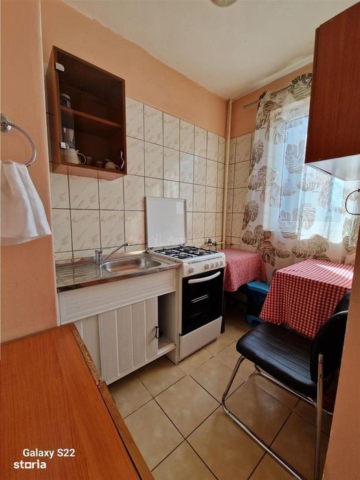 garsoniera Dr. Taberei, Plaza Romania, 10 min metrou T. Vladimirescu