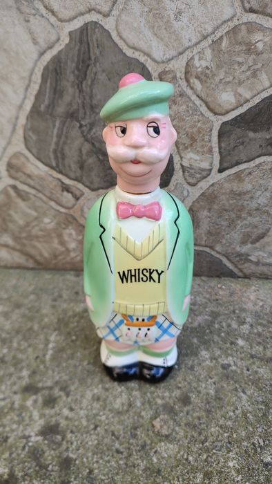 Decantor vintage pentru whisky