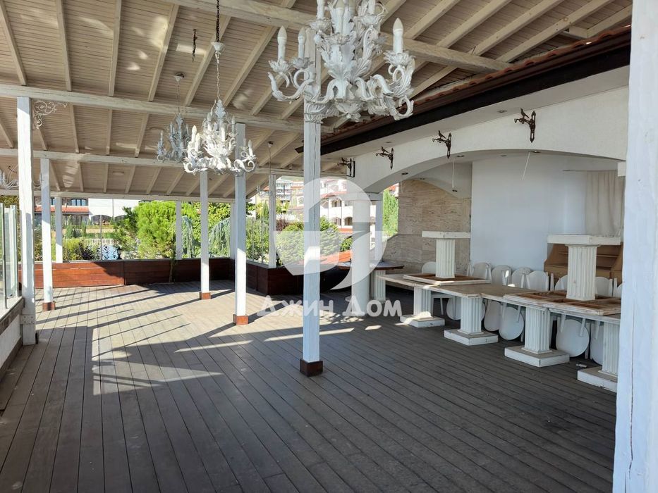 Продава се Заведение в Свети Влас - 385 кв.м за 1689 €/кв.м - Снимка #4