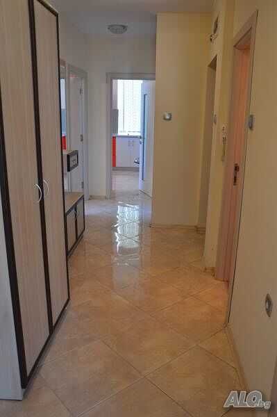 Дава се под наем Тристаен апартамент в Бургас, Възраждане - 105 кв.м за 561 € - Снимка #9