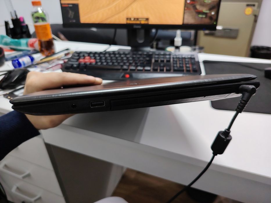 Acer i3-6006u 8 ОЗУ 128 ssd