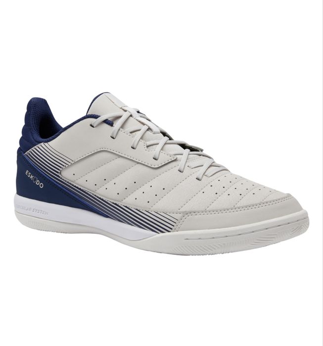 Продам футзалки