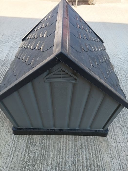 Кучешка колиба.Чисто Нова.