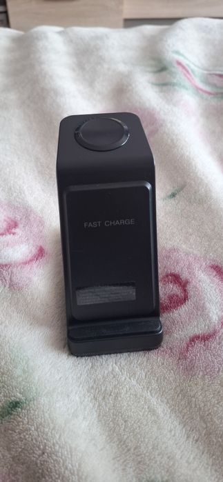 Fast charger чисто нова е!!!