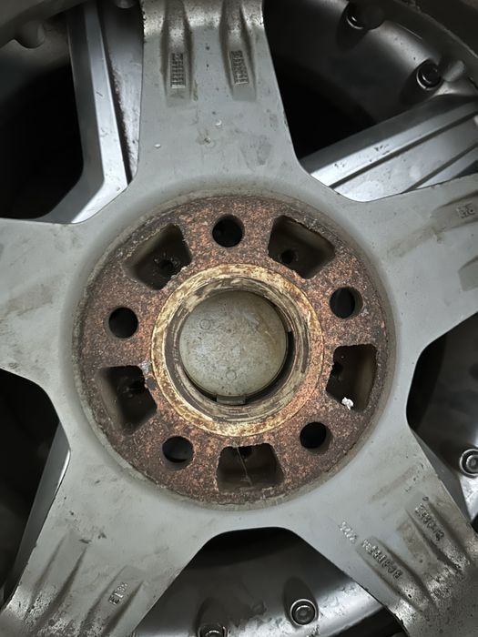 Vand 4 jante RH 8Jx18 ET35 5x112 + 2 anvelope