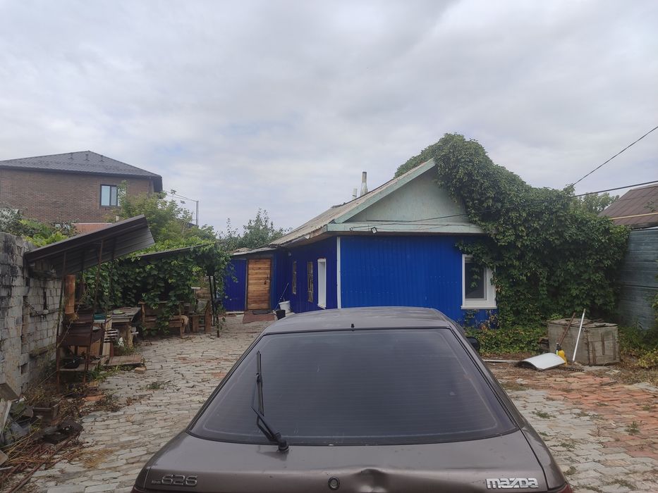 Продам небольшой дом в городе
