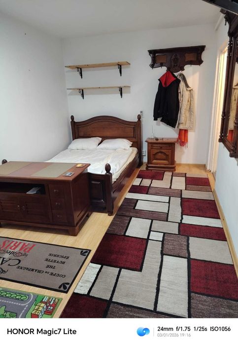 Inchiriez garsoniera pe strada Vasile Aaron