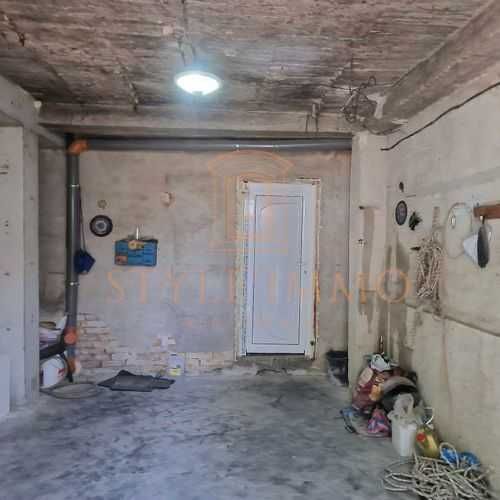 Продава се Къща в Разград, Житница - 240 кв.м за 680 €/кв.м - Снимка #8