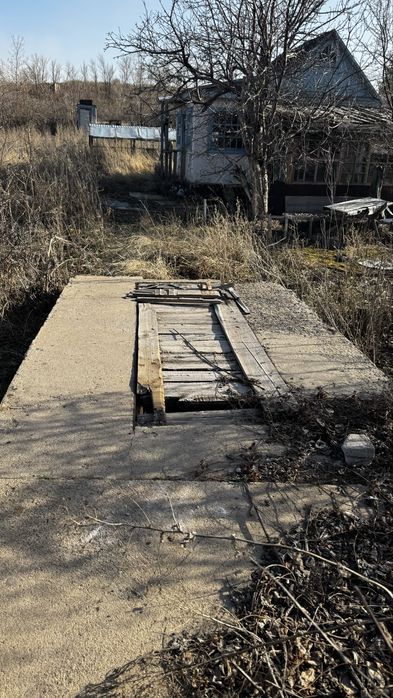 Отдам дачу на правом берегу бесплатно!