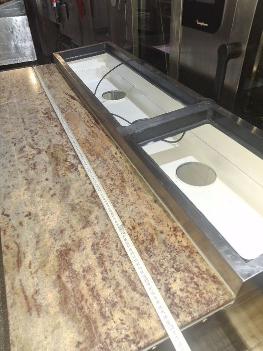 Хладилна маса за пица TRUE