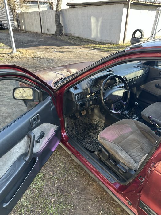 Mitsubishi Lancer 1992г 1.5