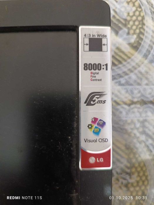 на запчасти продается монитор