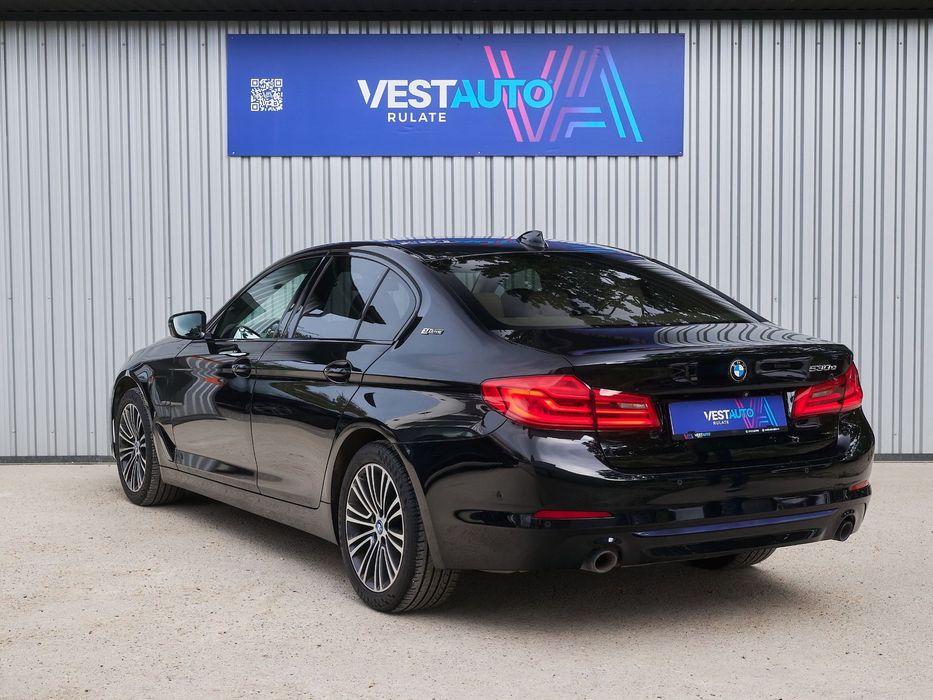 BMW Seria 5 BMW 530e/Sport Line/HUD/Camere 360/Incalzire fata-spate/Istoric/LED
