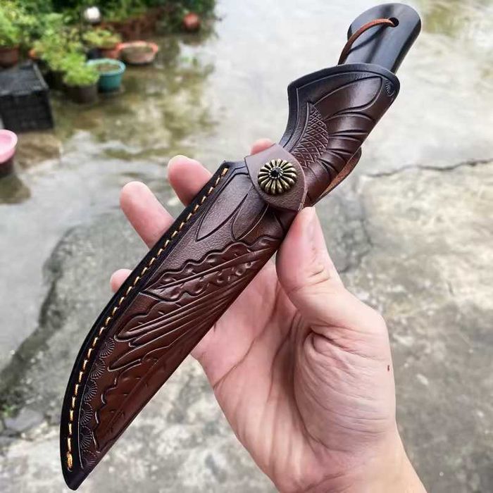 Ловен нож SKD-11 с красива кожена кания Стомана  8CR13MOV и абанос