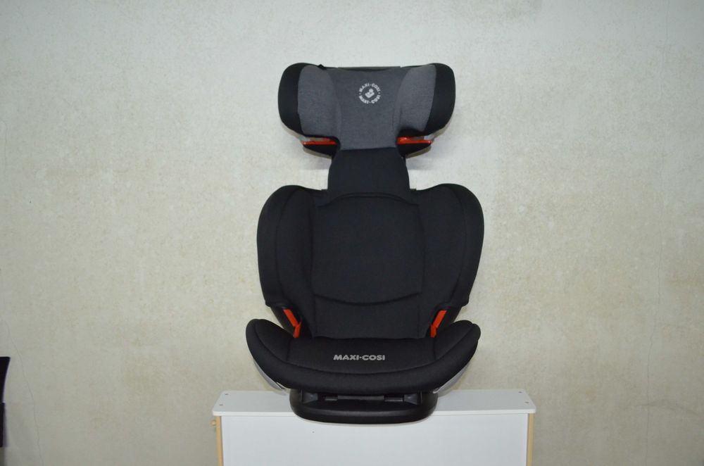 Maxi-Cosi RodiFix AirProtect® ISOFIX 15-36 kg.