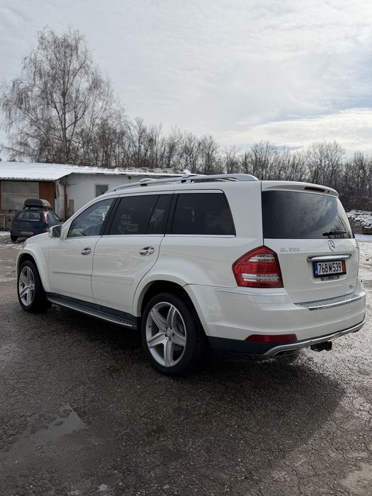 Mercedes Benz GL550 4 Matic Grand Edition