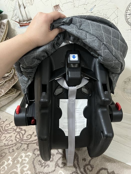 Продам автолюльку до года