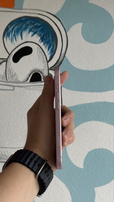 iPhone 15  128GB