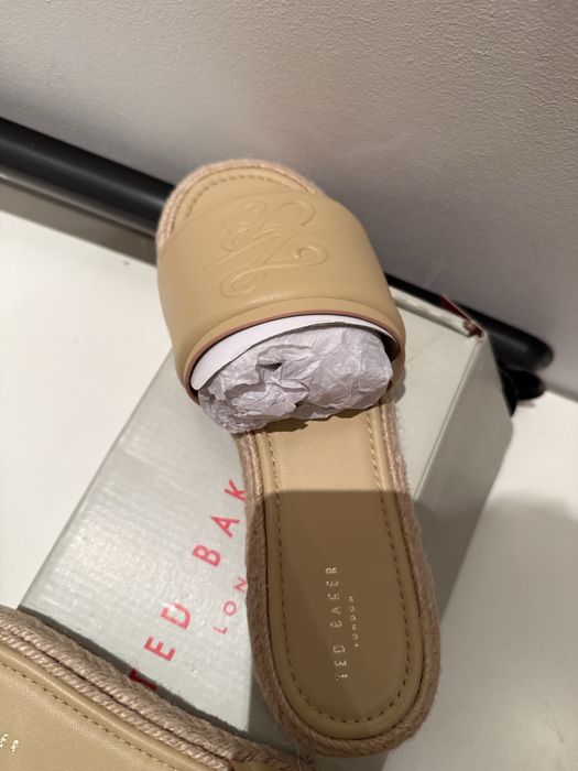 Чехли Ted Baker 40