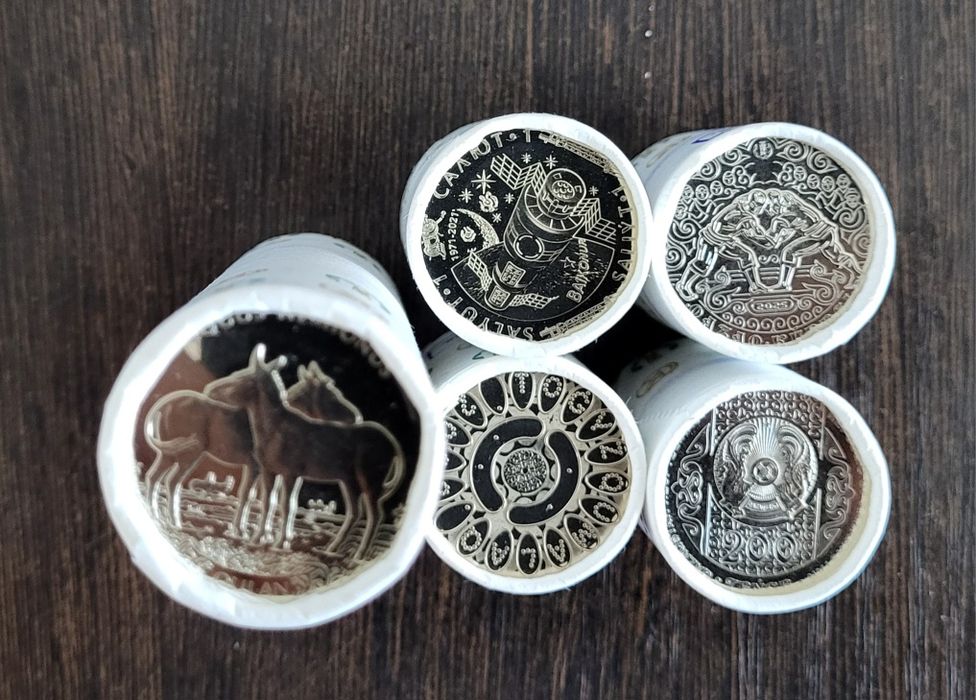 Монеты Казахстана в роллах