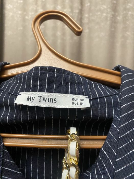 Продам платья шикарные 50-54 размеры