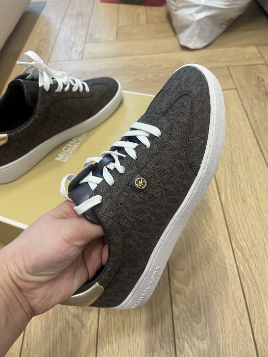 Кроссовки майкл корс 38 размер