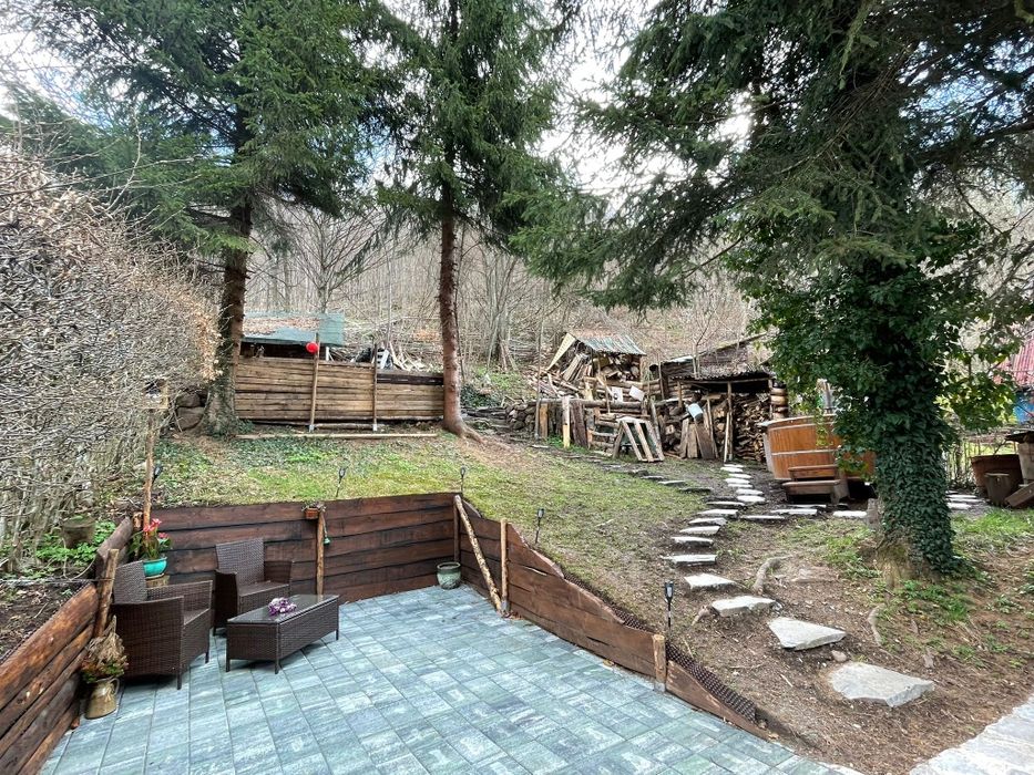 Cabană cazare Sovata, ciubăr apa sărată, langa padure, 2-8 pers.