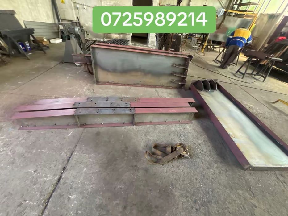 carport cu sistem fotovoltaic sau panouri sandwich