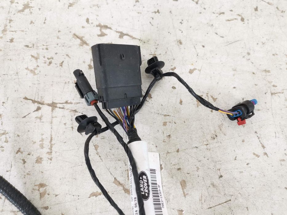 Инсталация Сензори За Паркиране Предна Броня Ленд Роувър / Land Rover