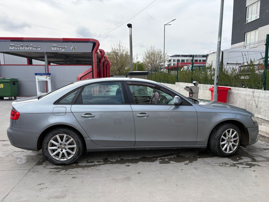 Audi A4 2.0TDI 143кс