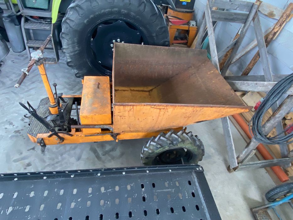 Dumper 1 tona cu motor benzina