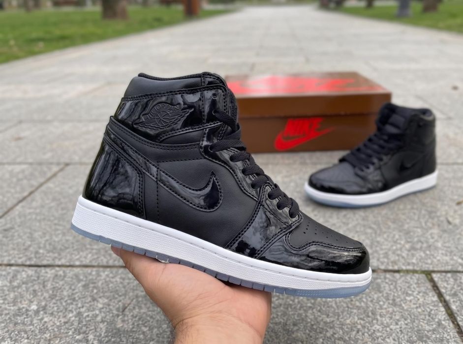 Adidasi Jordan 1 High Space Jam