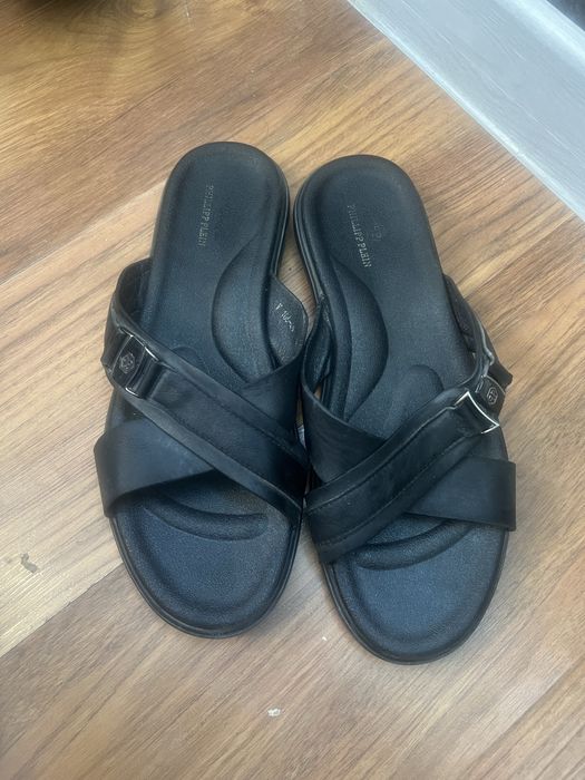 продам красовки размер 36