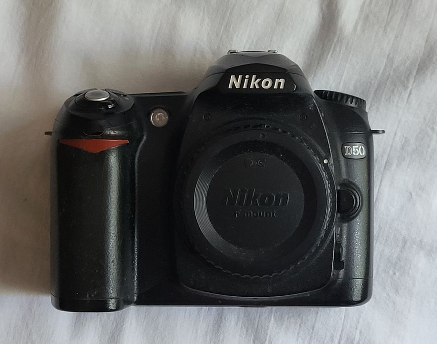 Фотокамера Nikon D50