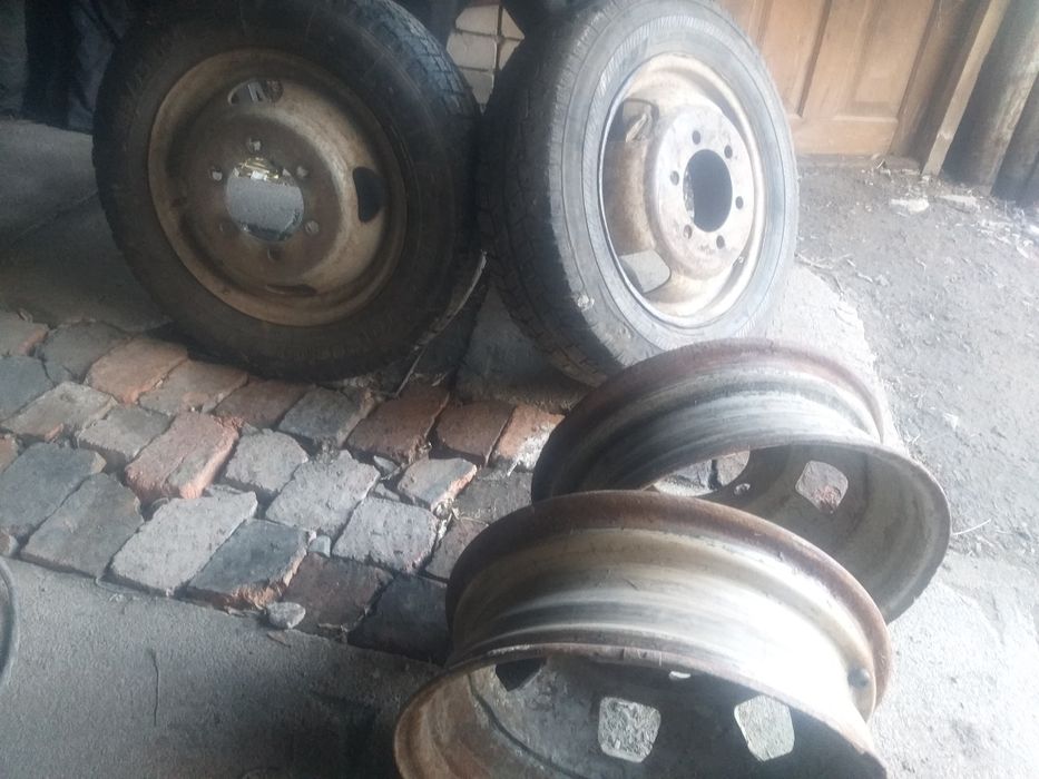 Продам колеса на газель