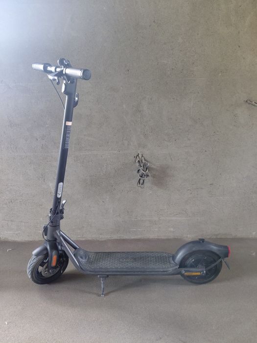 Электросамокат Ninebot F2