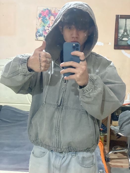 Продам джинсовую куртку от zara