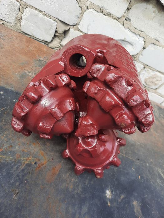 Продам долото 244мм