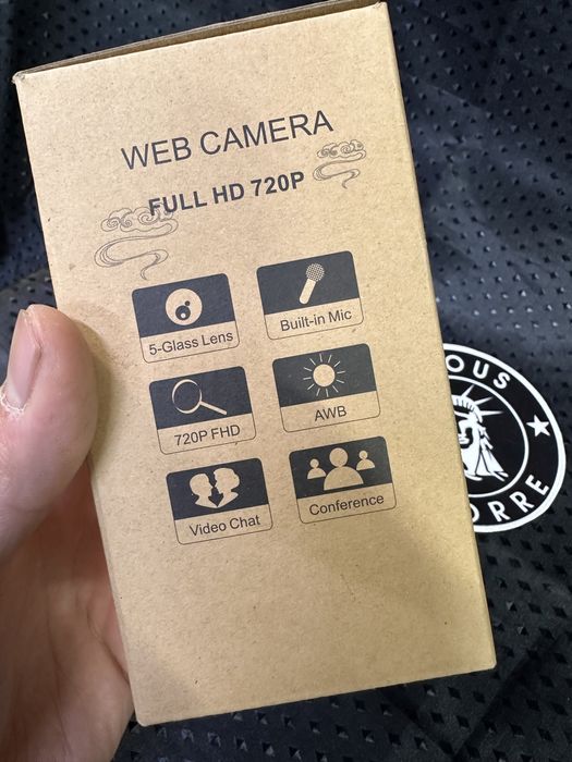 Веб-камера FULL HD с встроенным микрофоном