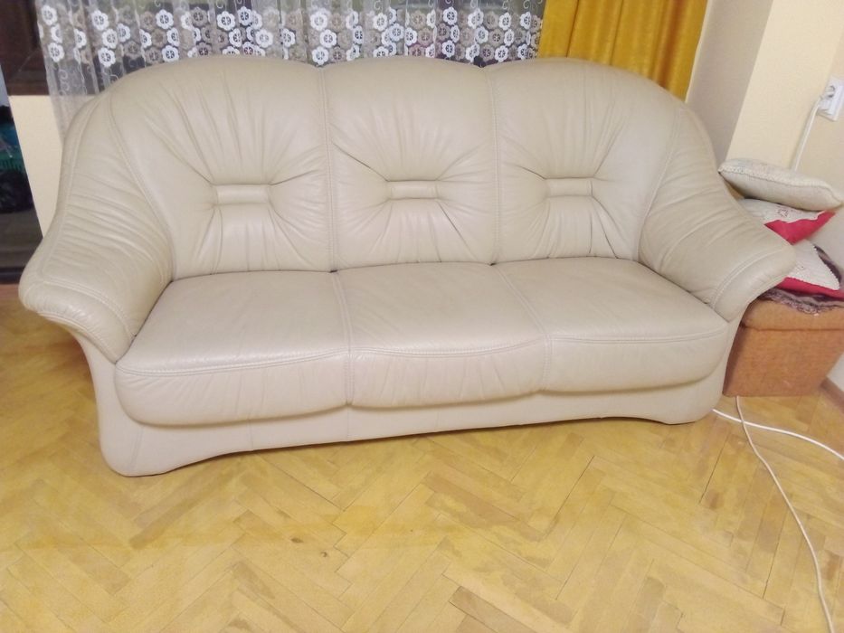 Диван не е разтеглив