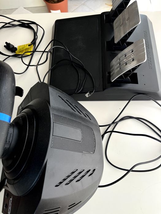 Волан Thrustmaster T300 RS GT Edition за PlayStation 5, 4, 3 & PC