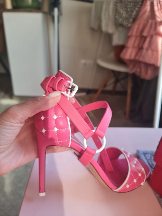 Sandale Valentino Roz